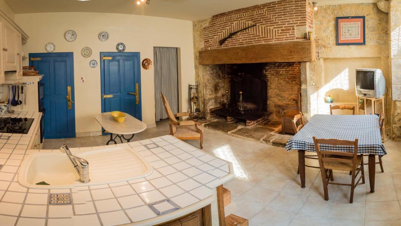 Maison Pierre Loti, Gite Historique Et Spacieux En Vallee De La Dordogne Bretenoux Экстерьер фото